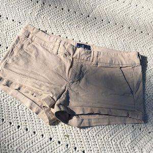 American Eagle Knacki Shorts
